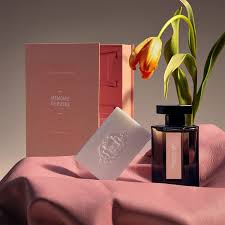 L'Artisan Parfumeur Mémoire de Roses Gift Set: EDP Spray 50ml + Soap 25g + Hand Cream 65ml